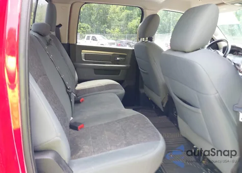 2017 Ram 1500 Big Horn 4X4 5'7 Box/Lone Star 4X4 5'7 Box/Lone Star Silver 4X4 5'7 Box/Slt 4X4 5'7 Box z USA, uszkodzony, nr VIN 1C6RR7LG6H7933880